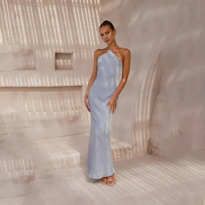 Solid Color Slim Fit Backless Halter Tight Dress